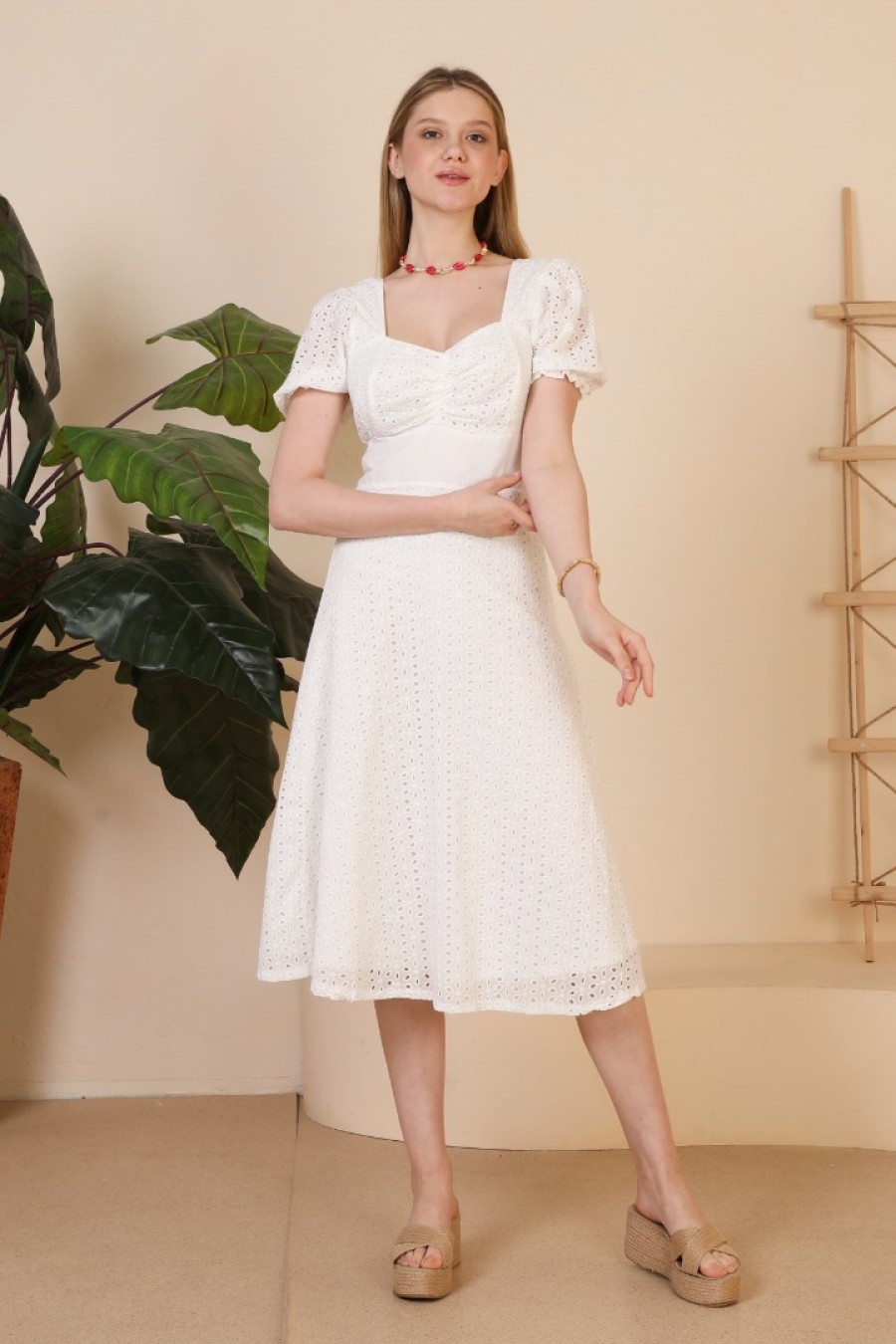 Kadın Kalp Yakalı Midi Elbise