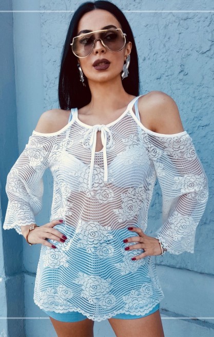 Kadın Cut-Out Detaylı Dantel Bluz