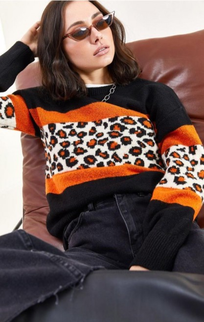 Kadın Leopar Desenli Triko Kazak