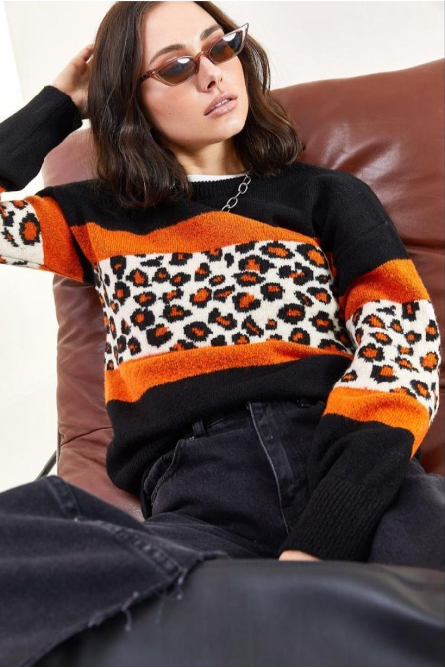 16831 Kadın Leopar Desenli Triko Kazak